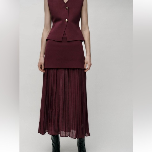 Zara NWT burgundy drop waist double layered underlay mixed pleated knit skirt - Picture 8 of 15